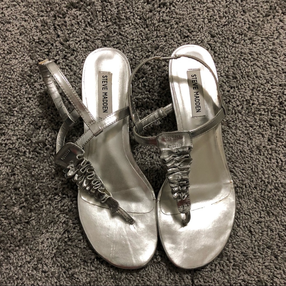 Women’s sandals